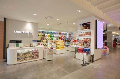 百貨商店的經營范圍與特點