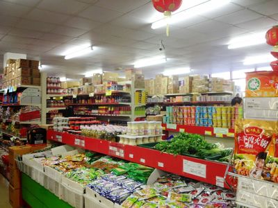 百貨超市貨架擺放與裝修效果圖解析